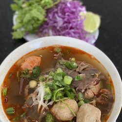 Lien Hue 3 - Hue noodle soup