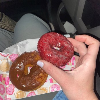 Bakers Dozen Donuts - Red velvet and chocolate cake donuts - Bakeries Near Me - Alpine, Texas Bakers Dozen Donuts - Red velvet and chocolate cake donuts - Bakeries Near Me - Alpine, Texas
