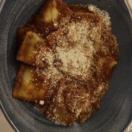 Meat and spinach ravioli with Parmesan cheese Meat and spinach ravioli with Parmesan cheese