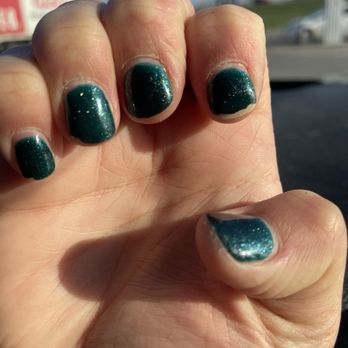 Resort Nails & Spa - Day 4 after manicure - Nail Salons Near Me - El Campo, Texas Resort Nails & Spa - Day 4 after manicure - Nail Salons Near Me - El Campo, Texas