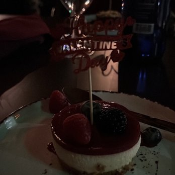 Epique Restaurant - Valentine's Day - Armenian Near Me - Glendale, California Epique Restaurant - Valentine's Day - Armenian Near Me - Glendale, California