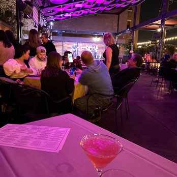 Baily's Old Town - Outside patio in a Saturday night - New American Near Me - Temecula, California Baily's Old Town - Outside patio in a Saturday night - New American Near Me - Temecula, California
