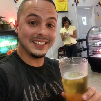 La Embajada Colombiana Restaurant - Ice cold Aguila! - Colombian Near Me - Hialeah, Florida La Embajada Colombiana Restaurant - Ice cold Aguila! - Colombian Near Me - Hialeah, Florida