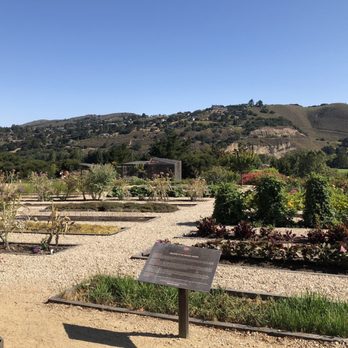 Carmel Valley Ranch - Organic garden - Hotels Near Me - Carmel, California