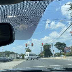 Upper Darby Carwash, Lube & Detail Center - Cracked windshield from car wash!