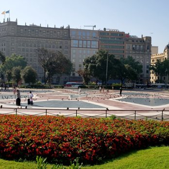 Plaça Catalunya - Landmarks & Historical Buildings Near Me - Barcelona, B Plaça Catalunya - Landmarks & Historical Buildings Near Me - Barcelona, B