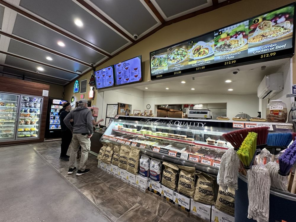 SEELEY MARKET Updated October 2024 149 Photos & 38 Reviews 1805 W