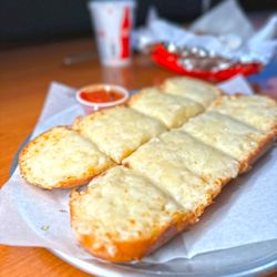 Pizza Man Dan's - Garlic Cheesy Bread