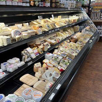 Pemberton Farms - Cheese Selection - Nurseries & Gardening Near Me - Cambridge, Massachusetts