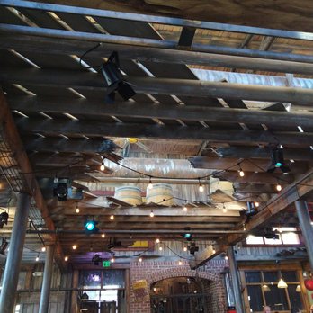 Strap Tank Brewery - Great rustic / garage theme - American Near Me - Springville, Utah Strap Tank Brewery - Great rustic / garage theme - American Near Me - Springville, Utah