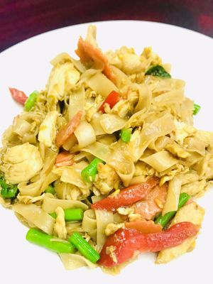 Alin’s Thai Street Food by null