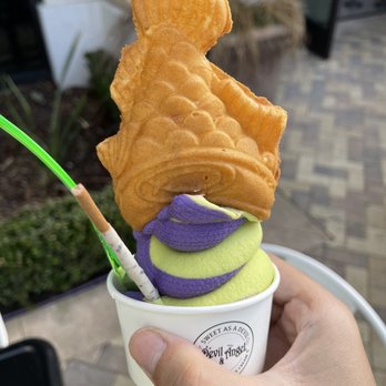 Devil & Angel Desserts - This place was really good. The bread for the ice cream was soft. It was an interesting flavor of ube and pistachio. - Bubble Tea Near Me - Concord, California