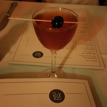BIX - Perfect manhattan: george dickel rye, dolin dry & carpano antica sweet vermouths bitters ($12) - American Near Me - San Francisco, California