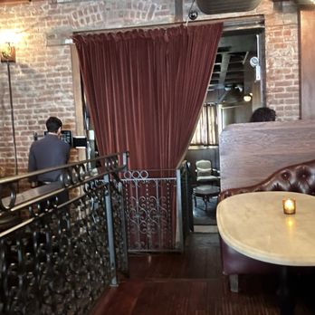 Clover Club - Scene - Lounges Near Me - Brooklyn, New York