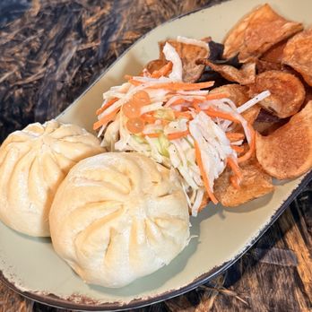Satu'li Canteen - Cheeseburger Steamed Pods - Bao Buns - New American Near Me - Lake Buena Vista, Florida Satu'li Canteen - Cheeseburger Steamed Pods - Bao Buns - New American Near Me - Lake Buena Vista, Florida