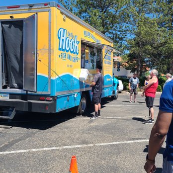 On The Hook - Long line for fish, gave me high hopes! - Food Trucks Near Me On The Hook - Long line for fish, gave me high hopes! - Food Trucks Near Me