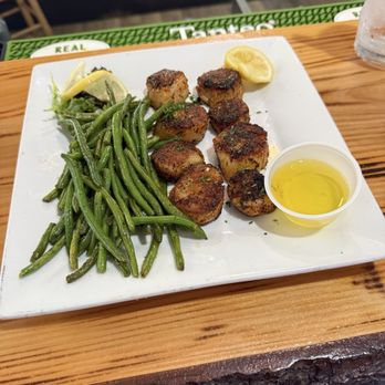 Locals Dockside - Scallops - Seafood Near Me - St. Marys, Georgia Locals Dockside - Scallops - Seafood Near Me - St. Marys, Georgia