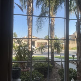 Glass Fabrication - New glass pane in window - Glass & Mirrors Near Me - Moreno Valley, California Glass Fabrication - New glass pane in window - Glass & Mirrors Near Me - Moreno Valley, California