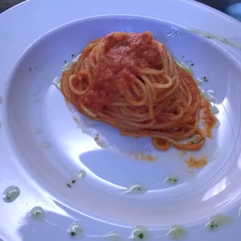 Il Pinzimonio - The classic spaghetti pomodoro - Italian Near Me - Como, Colorado