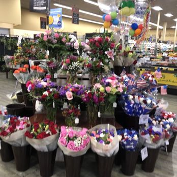 Safeway - More of nature's beauty 5/28/22 - Grocery Near Me - Walnut Creek, California Safeway - More of nature's beauty 5/28/22 - Grocery Near Me - Walnut Creek, California