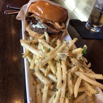 25 Degrees - Burgers Near Me - Los Angeles, California