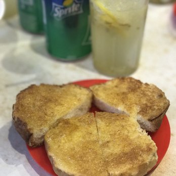 勝香園 - Lemon honey crispy bun. Simple yet soooo good - Food Stands Near Me - Hong Kong, HK
