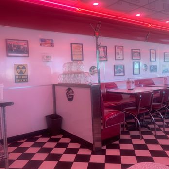 Kroll's Diner - Krolls - German Near Me - Fargo, North Dakota Kroll's Diner - Krolls - German Near Me - Fargo, North Dakota