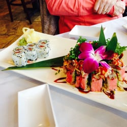 Kyoto Bar & Grill - Red Sox roll and spicy tuna roll