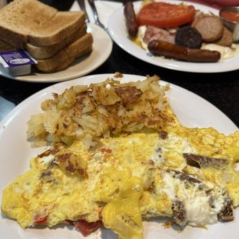 Blvd Diner - Fig and Goat Cheese Omelet - Diners Near Me - Sunnyside, New York