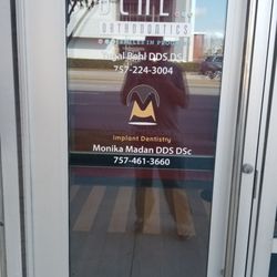 Madan Peridontics - The front door