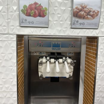 Blitzer's! Premium Frozen Yogurt - Ice Cream & Frozen Yogurt Near Me - Menifee, California Blitzer's! Premium Frozen Yogurt - Ice Cream & Frozen Yogurt Near Me - Menifee, California