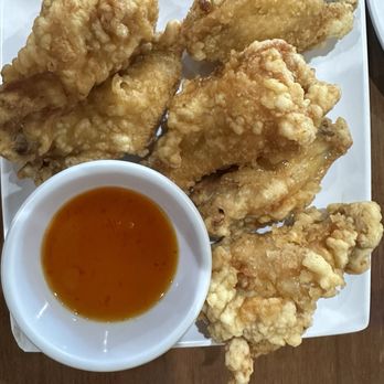 Special Pho - Chicken wings - Vietnamese Near Me - St. Petersburg, Florida Special Pho - Chicken wings - Vietnamese Near Me - St. Petersburg, Florida