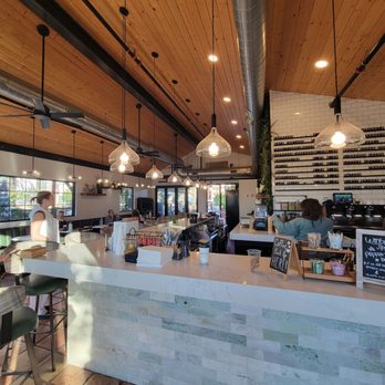 Maple House - Inside, ordering area - Coffee & Tea Near Me - Chandler, Arizona