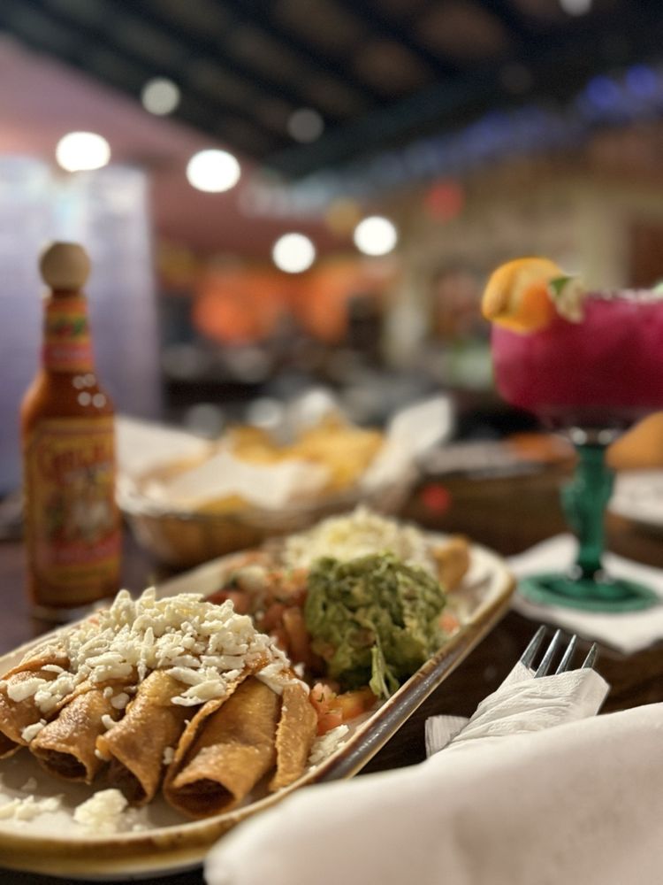 La Bamba Tacos & Tequila