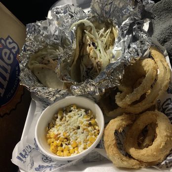 Willie's Grill & Icehouse - Entrée - American Near Me - Pearland, Texas