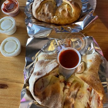 Shorty's Pizza Shack - Pepperoni Pizza Pillow and Artisan Pizza Pillow. - Pizza Near Me - Waco, Texas Shorty's Pizza Shack - Pepperoni Pizza Pillow and Artisan Pizza Pillow. - Pizza Near Me - Waco, Texas