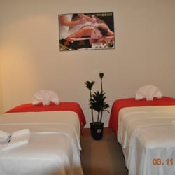 Lucky Ocean Spa - A couples room, relax and enjoy some quite time with your significant other.
