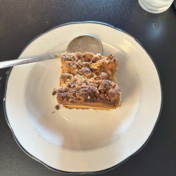 24 Diner - Warm, coffee cake - Diners Near Me - Austin, Texas 24 Diner - Warm, coffee cake - Diners Near Me - Austin, Texas