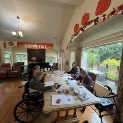 De Un Amor - Our residents enjoyed seasonal treats, pumpkin-themed activities, and cozy moments together that truly captured the spirit of fall. From lau