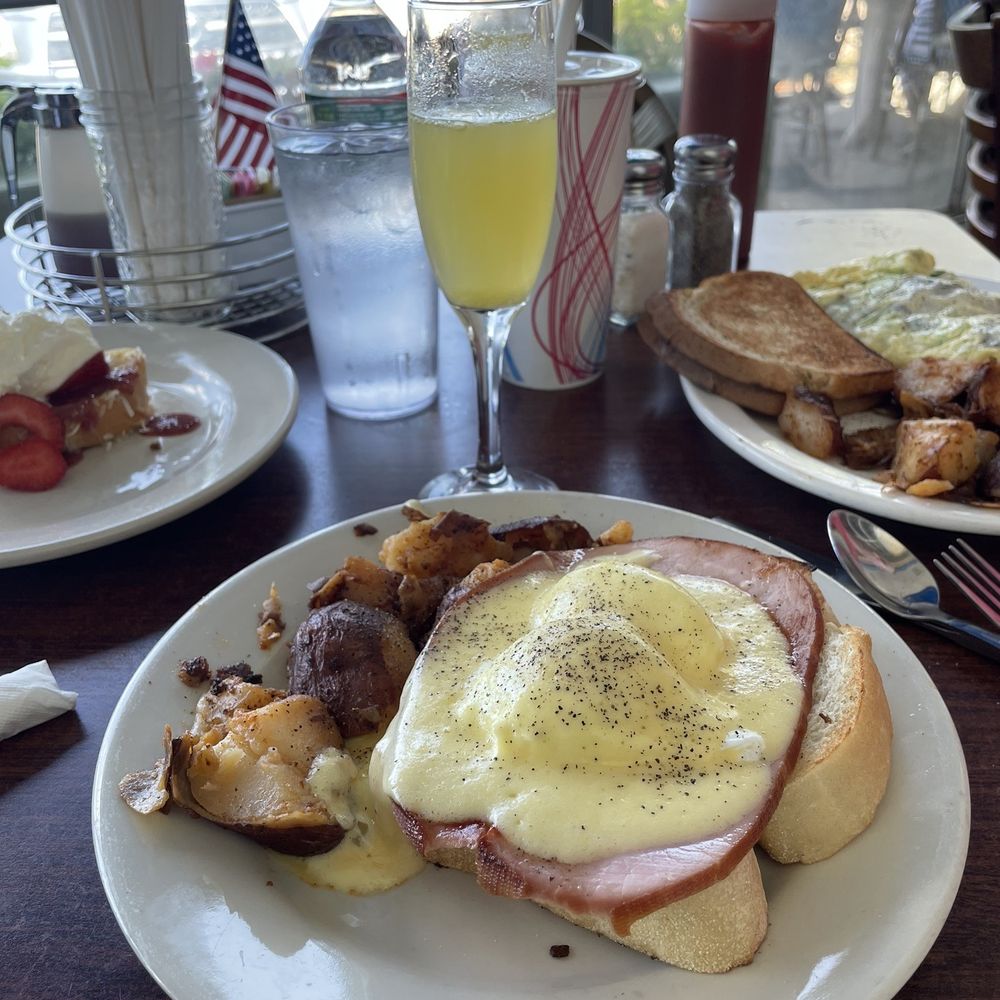 The Cooked Goose - Breakfast & Brunch Near Me - Westerly, Rhode Island The Cooked Goose - Breakfast & Brunch Near Me - Westerly, Rhode Island
