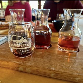 Ashton Creek Vineyard - Wine Tasting Room Near Me - Chester, Virginia