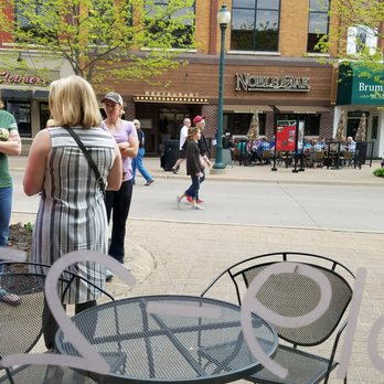 Scratch Cupcakery - Enjoyable afternoon people watching and eating cupcakes! - Gelato Near Me - Cedar Falls, Iowa