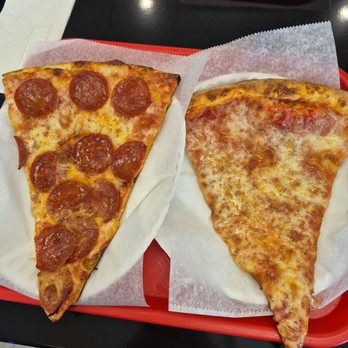 Romeo's Pizza - Pepperoni and Cheese slices - Pizza Near Me - Haverhill, Florida