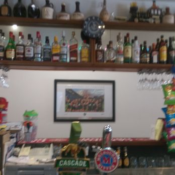 Court House Hotel - Bar - Hotels Near Me - Eaglehawk, VIC