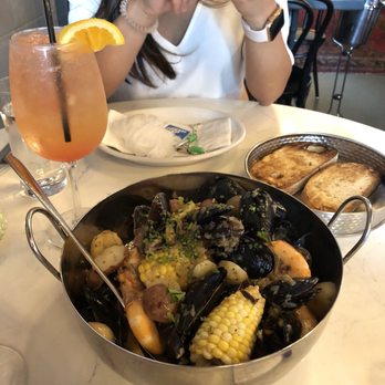 Bootleg Special - White sangria and boil - Seafood Near Me - Boston, Massachusetts