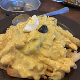 Chicken curry over potatoes Chicken curry over potatoes