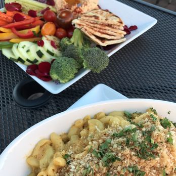 Mike's Cafe & Wine Bar - Hummus plate :: mac & cheeze - Bars Near Me - Friday Harbor, Washington Mike's Cafe & Wine Bar - Hummus plate :: mac & cheeze - Bars Near Me - Friday Harbor, Washington