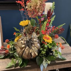Stem Gallery - Fall/Halloween arrangement for my wife.