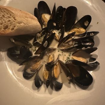 Barcelona Bistro Bar - Mussels - Spanish Near Me - Louisville, Kentucky Barcelona Bistro Bar - Mussels - Spanish Near Me - Louisville, Kentucky