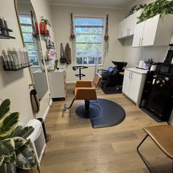 The Hair Suite - Salon